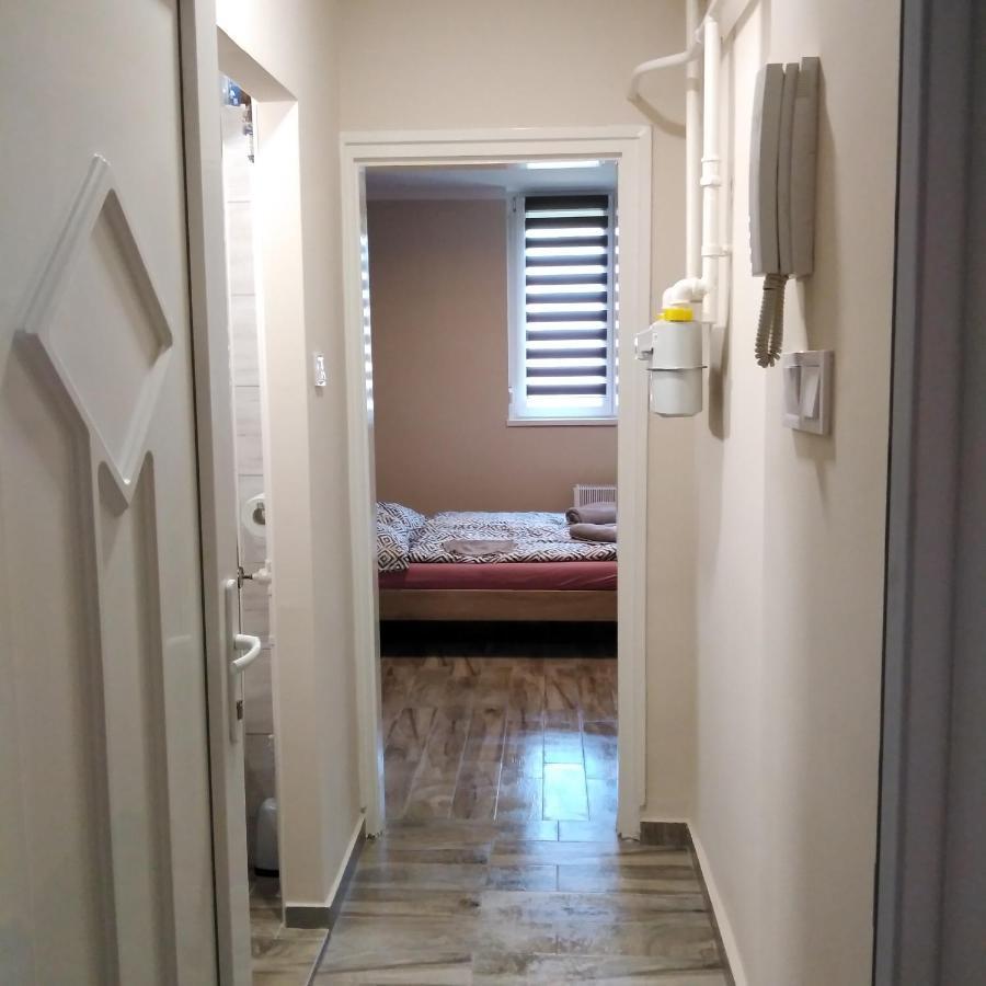 Desi Apartman Kaposvár Εξωτερικό φωτογραφία