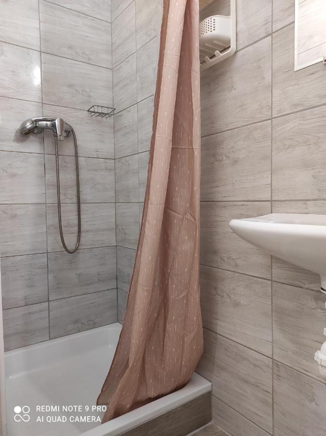 Desi Apartman Kaposvár Εξωτερικό φωτογραφία