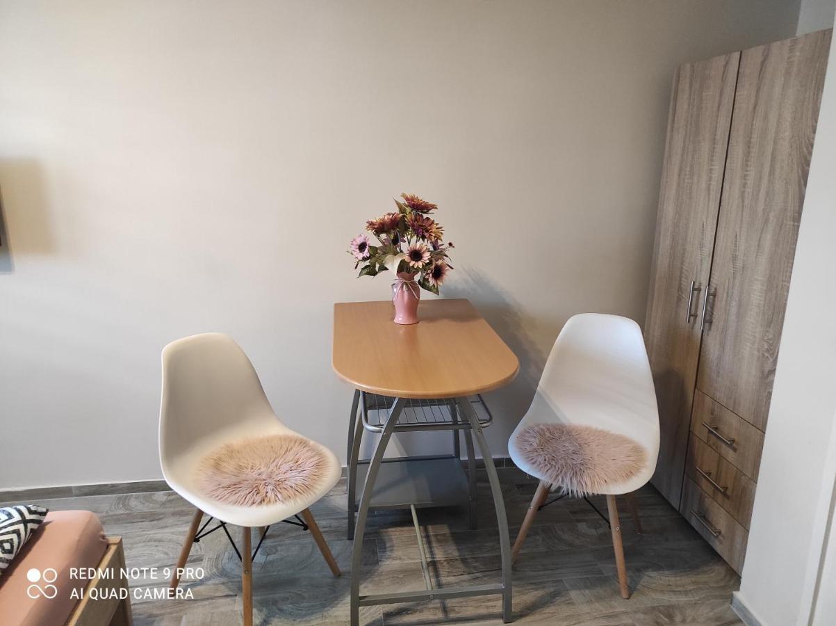 Desi Apartman Kaposvár Εξωτερικό φωτογραφία